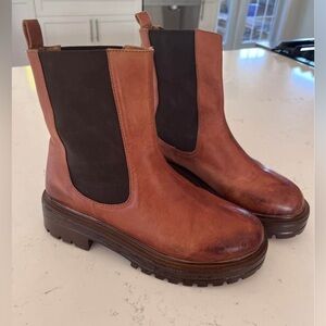 Chunky Chelsea boot